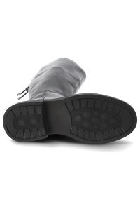 Czarne Kozaki Vinceza Stylowe Obuwie Damskie Zapinane Na Suwak. Okazja: na co dzień. Zapięcie: zamek. Kolor: czarny. Szerokość cholewki: normalna. Materiał: skóra. Sezon: zima, jesień. Obcas: na obcasie. Styl: elegancki. Wysokość obcasa: niski #8