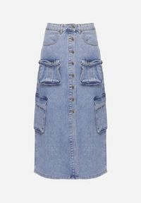 Born2be - Niebieska Jeansowa Spódnica z Wysokim Stanem z Guzikami i Ozdobnymi Kieszeniami Teruna. Okazja: na co dzień. Stan: podwyższony. Kolor: niebieski. Materiał: jeans. Styl: elegancki, casual
