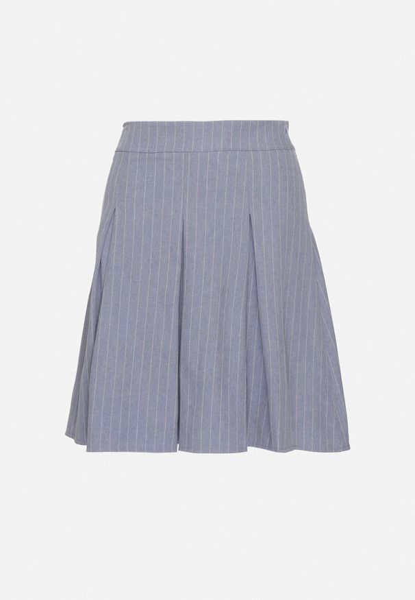 Born2be - Niebieska Spódnica w Delikatne Paski o Rozkloszowanym Kroju z Plisami Redamara. Okazja: na co dzień. Kolor: niebieski. Wzór: paski. Styl: klasyczny, casual, elegancki
