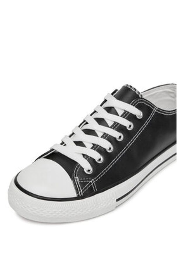 DeeZee Trampki FG-2913-1 Czarny. Kolor: czarny. Materiał: materiał