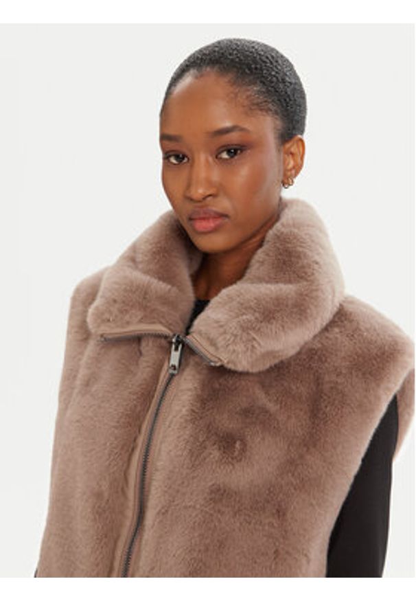 Pinko - PINKO Bezrękawnik Deyn Gilet 105107 A2WN D01 Beżowy Regular Fit. Kolor: beżowy. Materiał: syntetyk. Długość rękawa: bez rękawów