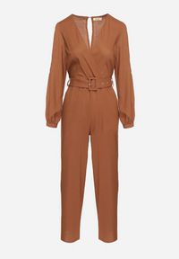 Born2be - Brązowy Bawełniany Kombinezon o Kopertowym Kroju z Paskiem i Gumką w Talii Mirrira. Kolor: brązowy. Materiał: bawełna. Długość rękawa: długi rękaw. Długość: długie. Styl: klasyczny, elegancki #7