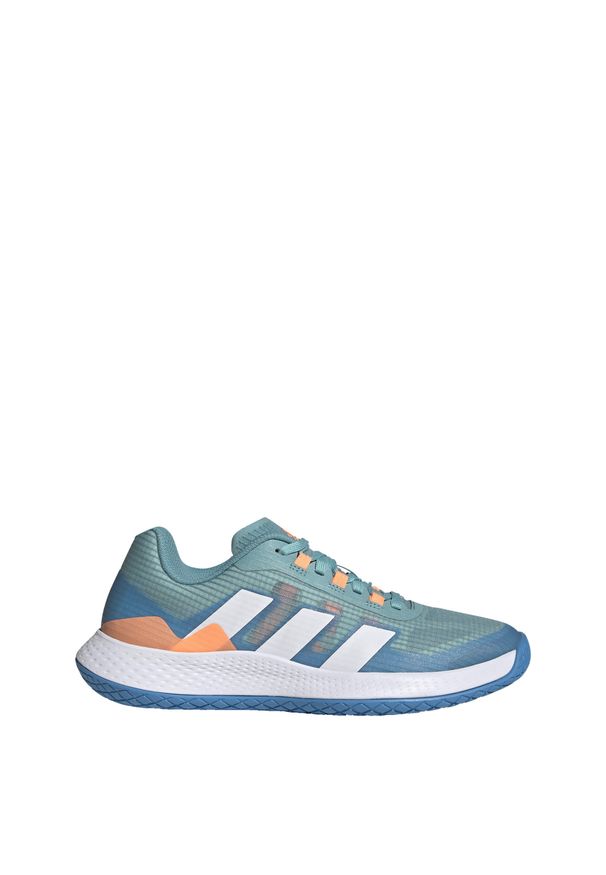 Buty halowe Adidas Forcebounce. Kolor: biały, wielokolorowy, niebieski. Materiał: materiał