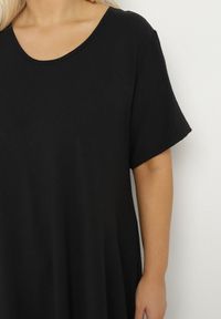 Born2be - Czarna Rozkloszowana Sukienka z Bawełną Elzedia. Okazja: na co dzień. Kolor: czarny. Materiał: bawełna. Typ sukienki: rozkloszowane. Styl: casual, elegancki #7