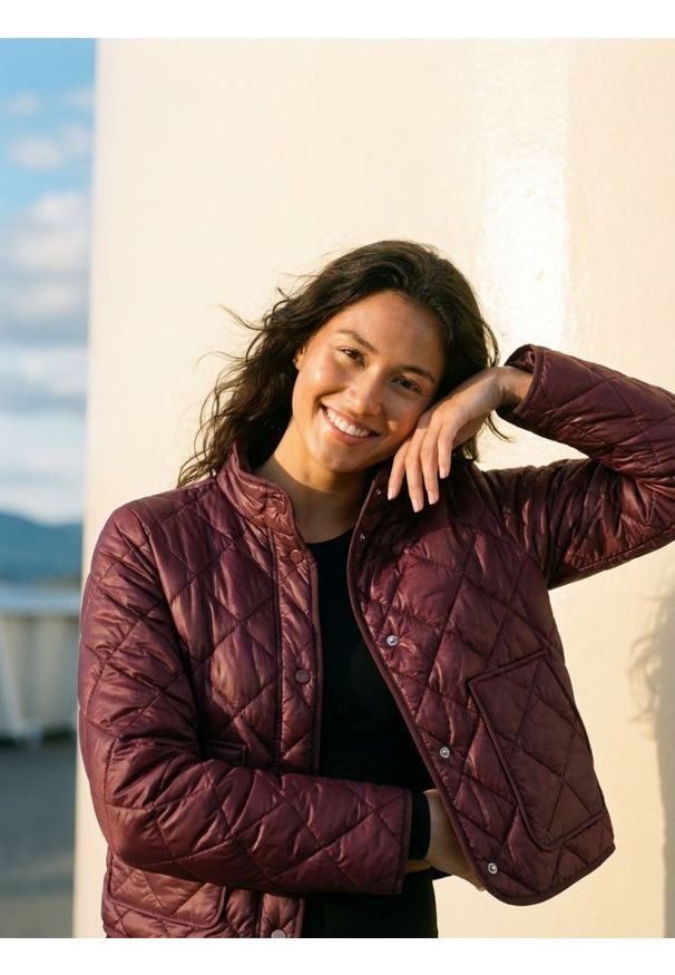 Sinsay - Kurtka pikowana - bordowy. Kolor: czerwony