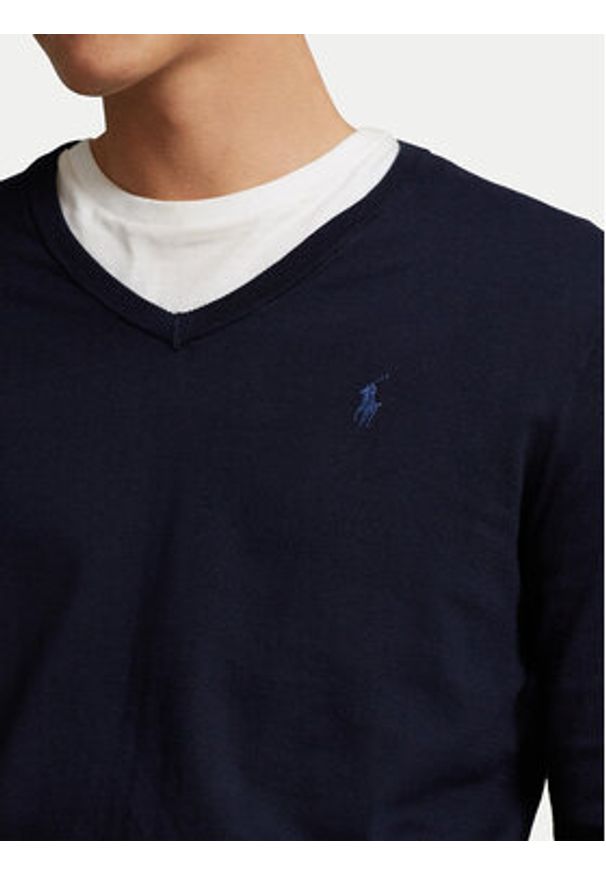 Polo Ralph Lauren Sweter Ls Sf Vn Pp 710670789004 Granatowy Slim Fit. Typ kołnierza: polo. Kolor: niebieski. Materiał: bawełna