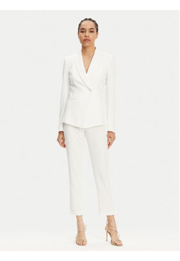 Patrizia Pepe Spodnie materiałowe 2P1683 A411 Biały Regular Fit. Kolor: biały. Materiał: syntetyk