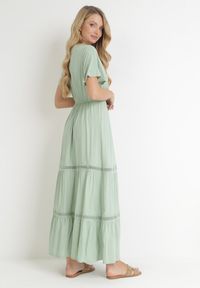 Born2be - Miętowa Sukienka Maxi z Gumką w Pasie i Koronkowymi Wstawkami Anandia. Kolor: miętowy. Materiał: koronka. Wzór: aplikacja. Długość: maxi