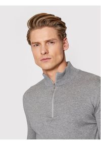 Selected Homme Sweter Berg 16074687 Szary Regular Fit. Kolor: szary. Materiał: bawełna