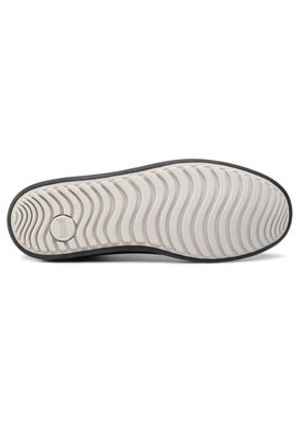 Camper Sneakersy Chasis Sport K100373-008 Czarny. Kolor: czarny. Materiał: skóra