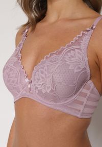 Renee - Fioletowy Biustonosz Zdobiony Koronką i Kokardami Morgavia. Kolor: fioletowy. Materiał: koronka. Wzór: koronka, aplikacja #6