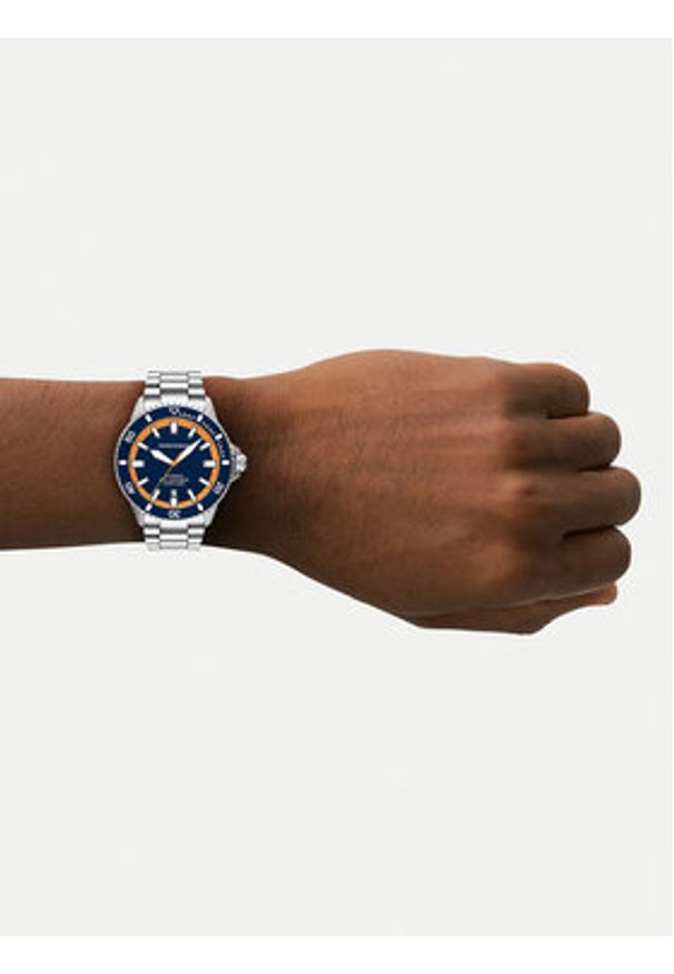 Emporio Armani Zegarek Sea Explorer AR60090 Srebrny. Kolor: srebrny