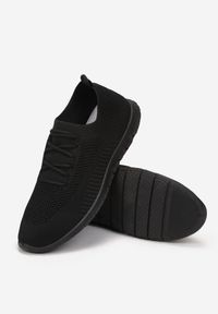 Born2be - Czarne Buty Sportowe Antameia. Okazja: na co dzień. Nosek buta: okrągły. Zapięcie: bez zapięcia. Kolor: czarny. Szerokość cholewki: normalna. Wysokość cholewki: przed kostkę. Materiał: materiał. Obcas: na płaskiej podeszwie. Sport: turystyka piesza, fitness