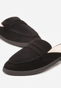 Born2be - Czarne Klapki Typu Mule z Przeszyciami Firavone. Okazja: na co dzień. Kolor: czarny. Materiał: jeans. Sezon: lato. Obcas: na obcasie. Styl: elegancki, casual. Wysokość obcasa: niski #4