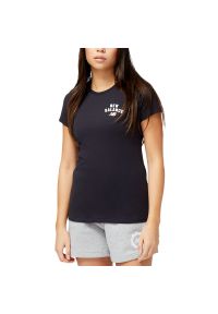 Koszulka New Balance WT31804BK - czarna. Kolor: czarny. Materiał: materiał, bawełna, poliester. Długość rękawa: krótki rękaw. Długość: krótkie. Wzór: napisy