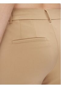 Marella Spodnie materiałowe Macario 2413131031200 Brązowy Regular Fit. Kolor: brązowy. Materiał: syntetyk, bawełna