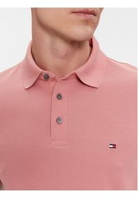 TOMMY HILFIGER - Tommy Hilfiger Polo 1985 MW0MW17771 Różowy Slim Fit. Typ kołnierza: polo. Kolor: różowy. Materiał: bawełna