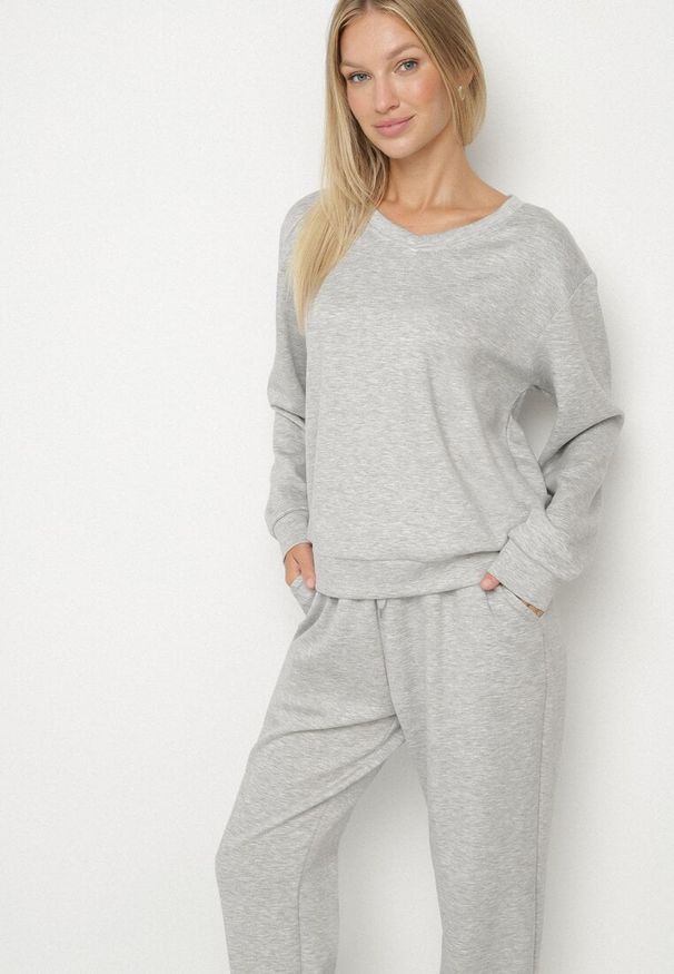 Born2be - Szary Komplet Dresowy z Bawełną Bluza i Spodnie ze Ściągaczami Anirrive. Kolor: szary. Materiał: dresówka, bawełna