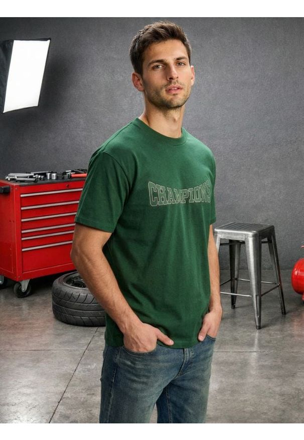 Sinsay - Bawełniana koszulka z napisem - zielony. Kolor: zielony. Materiał: bawełna. Wzór: napisy