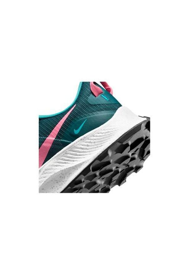 Buty do biegania damskie Nike Wmns Pegasus Trail 3. Zapięcie: sznurówki. Kolor: niebieski. Materiał: syntetyk, materiał. Szerokość cholewki: normalna