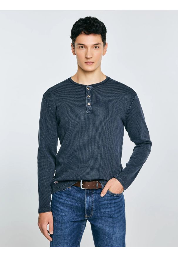 Big-Star - Bluzka męska z długim rękawem granatowa Merrts 403. Okazja: na co dzień. Kolor: niebieski. Materiał: materiał, dzianina, jeans. Długość rękawa: długi rękaw. Długość: długie. Styl: klasyczny, casual, sportowy