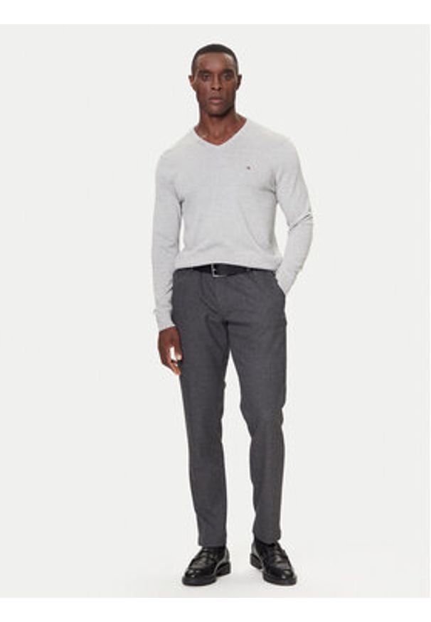 TOMMY HILFIGER - Tommy Hilfiger Sweter MW0MW42249 Szary Regular Fit. Kolor: szary. Materiał: bawełna