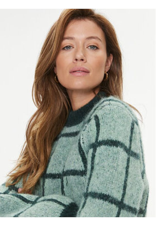 Guess Sweter Nadia W3BR78 Z3BP0 Zielony Regular Fit. Kolor: zielony. Materiał: syntetyk