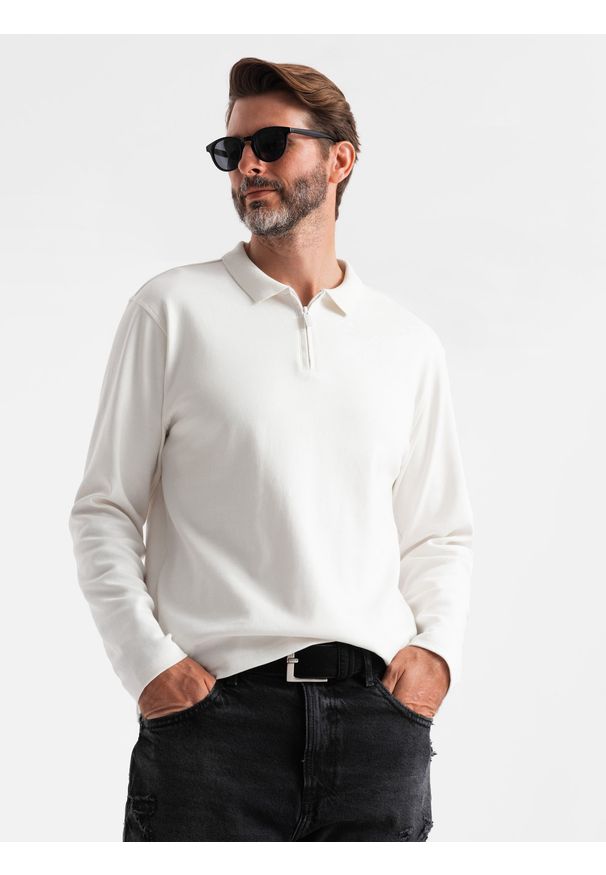 Ombre Clothing - Męski longsleeve polo z zapinanym na zamek kołnierzykiem – biały V1. Typ kołnierza: polo. Kolor: biały. Materiał: bawełna, skóra, materiał, dzianina. Długość rękawa: długi rękaw. Wzór: aplikacja. Styl: sportowy, elegancki