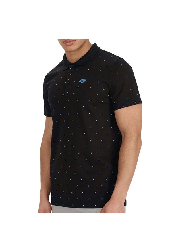 4f - Koszulka męska 4F RSS24TPTSM43520S - czarna. Typ kołnierza: polo, okrągły. Kolor: czarny. Materiał: bawełna, dresówka, tkanina. Długość rękawa: krótki rękaw. Długość: krótkie