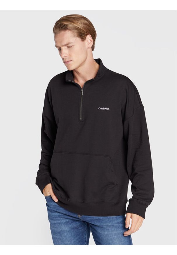 Calvin Klein Underwear Bluza 000NM2299E Czarny Regular Fit. Kolor: czarny. Materiał: bawełna, syntetyk