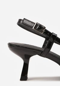 Renee - Czarne Czółenka na Szpilce Typu Kaczuszka Peep Toe Ozdobione Klamrami Evalssia. Okazja: na co dzień. Nosek buta: otwarty. Zapięcie: klamry. Kolor: czarny. Materiał: jeans. Wzór: aplikacja. Obcas: na szpilce. Styl: casual, elegancki #8