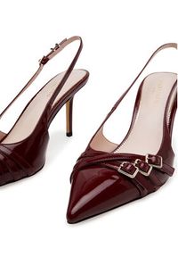 Guess Sandały 5GGZ31 7231A Bordowy. Kolor: czerwony. Materiał: skóra