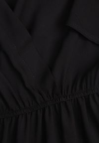 Born2be - Czarna Rozkloszowana Sukienka Maxi z Wiązanym Paskiem Japhelia. Kolor: czarny. Materiał: materiał. Styl: klasyczny. Długość: maxi #6