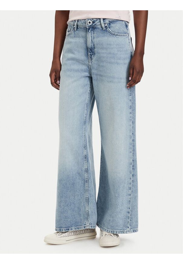 Guess Jeansy W6GA82 D0697 Niebieski jasny Relaxed Fit. Kolor: niebieski