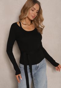 Renee - Czarny Wiskozowy Sweter Wiązany w Talii z Asymetrycznym Dekoltem Kornelita. Okazja: na co dzień. Kolor: czarny. Materiał: wiskoza. Długość rękawa: długi rękaw. Długość: długie. Styl: casual, elegancki