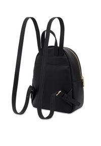 Pollini - POLLINI - Czarny plecak z logo. Kolor: czarny. Wzór: aplikacja