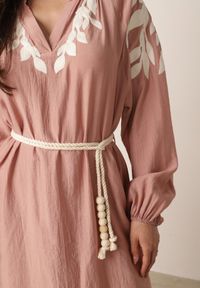 Born2be - Różowa Wiskozowa Sukienka Boho z Haftem i Sznurkowym Paskiem z Koralikami Eidippe. Okazja: na co dzień. Kolor: różowy. Materiał: wiskoza. Wzór: haft. Sezon: lato. Typ sukienki: proste. Styl: boho #5