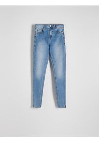 Reserved - Jeansy push up slim long leg - niebieski. Stan: podwyższony. Kolor: niebieski