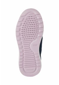 Geox buty dziecięce kolor granatowy. Nosek buta: okrągły. Zapięcie: rzepy. Kolor: niebieski. Materiał: guma #7