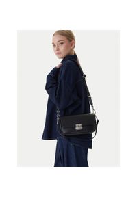 Torebka Coccinelle. Kolor: czarny #1