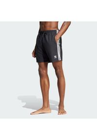 Adidas - adidas Szorty kąpielowe adicolor 3-Stripes JD0960 Czarny Regular Fit. Kolor: czarny. Materiał: syntetyk #1