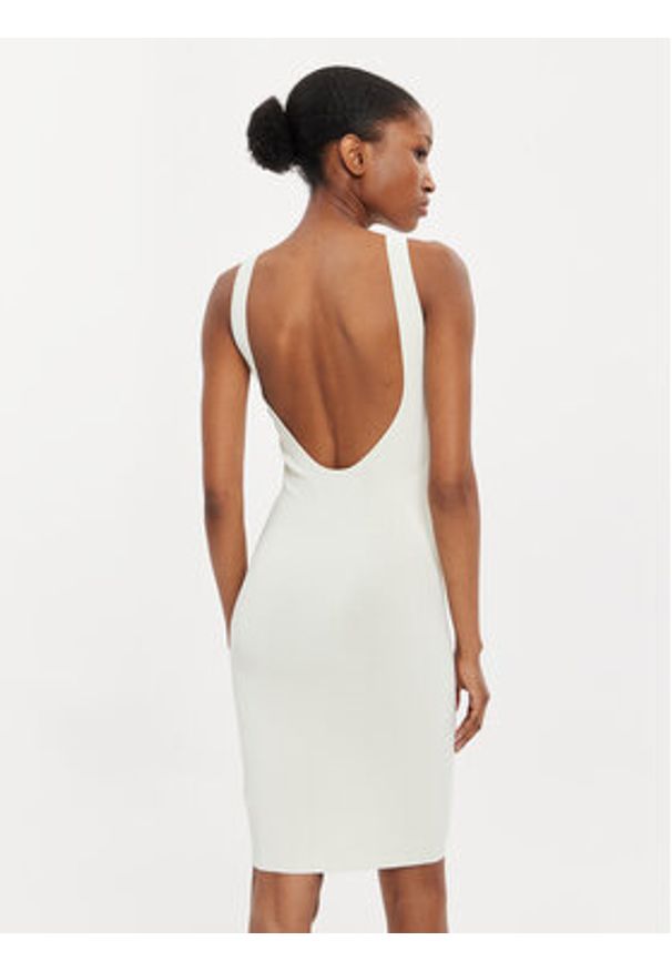 Calvin Klein Jeans Sukienka letnia Archive J20J223049 Écru Slim Fit. Kolor: kremowy. Materiał: wiskoza. Sezon: lato