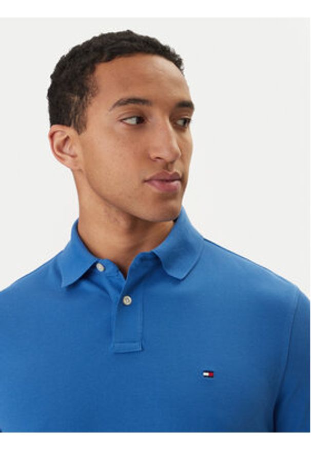 TOMMY HILFIGER - Tommy Hilfiger Polo 1985 MW0MW17770 Niebieski Regular Fit. Typ kołnierza: polo. Kolor: niebieski. Materiał: bawełna