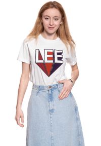 Lee - LEE T SHIRT DAMSKI RETRO LOGO TEE CLOUD DANCER L40TEPHA 112108753. Wzór: nadruk. Styl: retro