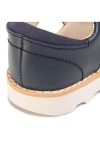 Clarks Sandały Crown Root T 261411337 Granatowy. Kolor: niebieski. Materiał: skóra