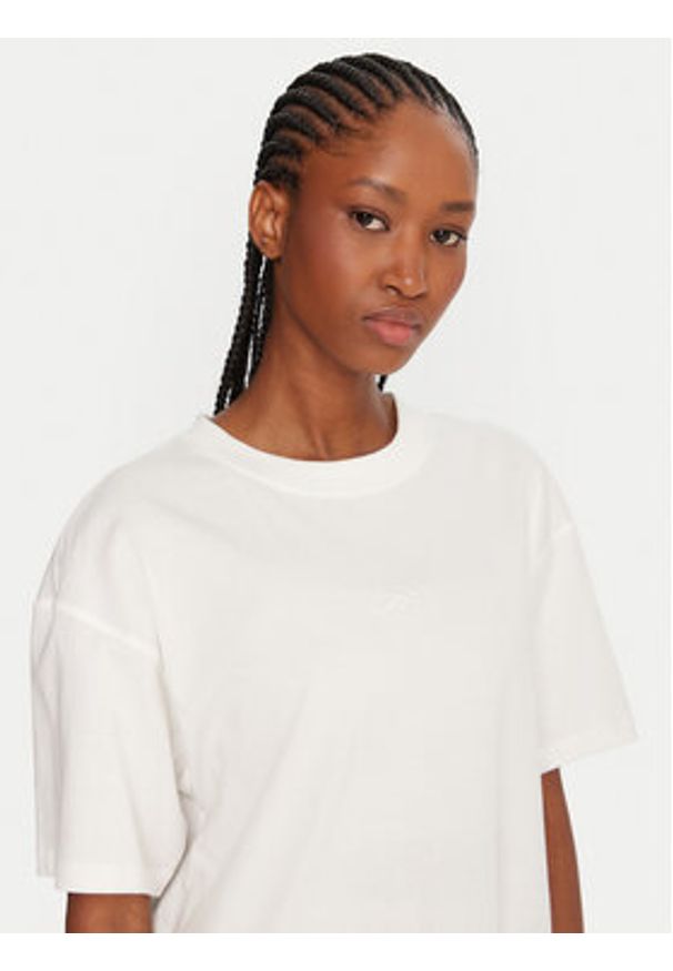 Reebok T-Shirt RK25315CCW Biały Regular Fit. Kolor: biały. Materiał: bawełna