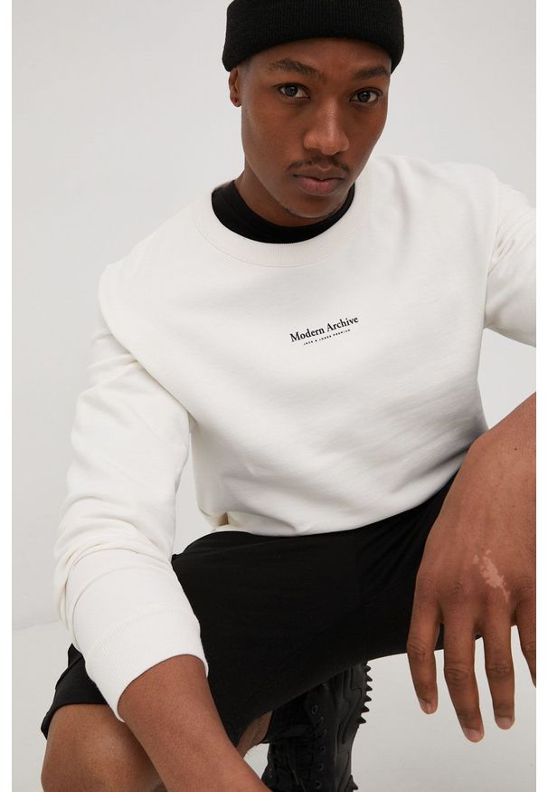 Premium by Jack&Jones bluza bawełniana męska kolor beżowy z nadrukiem. Okazja: na co dzień. Kolor: beżowy. Materiał: bawełna. Wzór: nadruk. Styl: casual