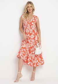 Born2be - Pomarańczowa Rozkloszowana Sukienka z Wiskozy w Kwiaty z Gumką w Talii Eranea. Kolor: pomarańczowy. Materiał: wiskoza. Wzór: kwiaty. Styl: elegancki #4