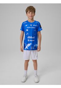 4f - 4F Koszulka meczowa replika wyjazdowa z sezonu 2025/26 dziecięca 4F x Ślepsk Suwałki - niebieska 122/128 (6-8 lat). Kolor: niebieski. Materiał: dzianina, materiał. Wzór: nadruk. Sezon: lato. Styl: młodzieżowy #2