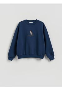 Reserved - Bluza z ozdobnym haftem - granatowy. Kolor: niebieski. Materiał: bawełna, dzianina. Wzór: haft